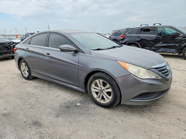 2014 HYUNDAI SONATA GLS/ GLS Popular — Passenger 3/4