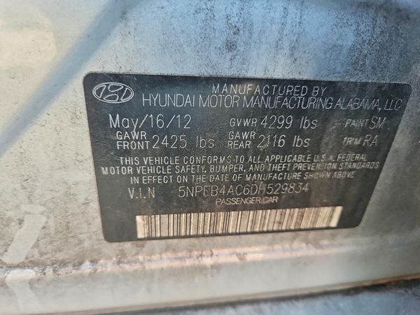 2013 HYUNDAI SONATA — VINS