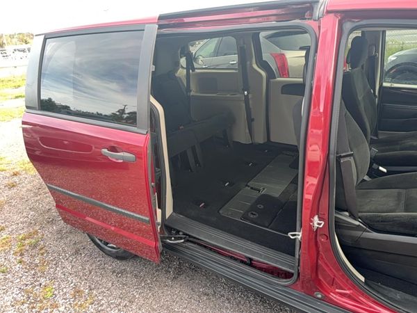 2015 DODGE GRAND CARAVAN SE