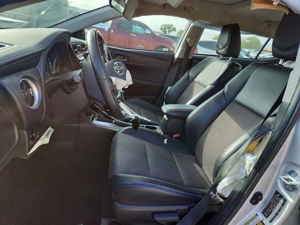 2017 TOYOTA COROLLA — DENT