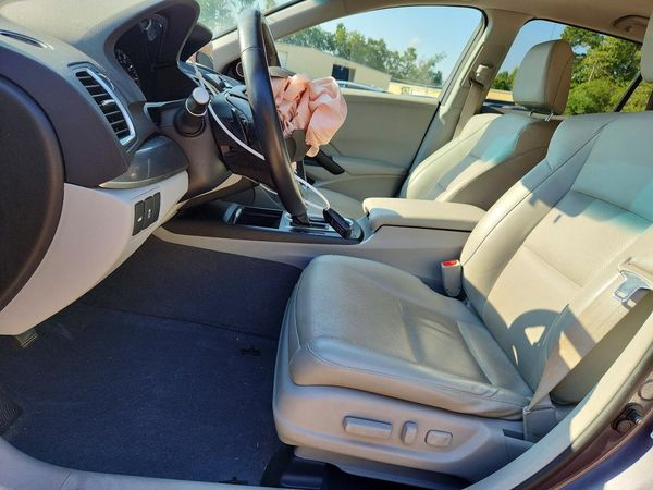2017 ACURA RDX — DENT