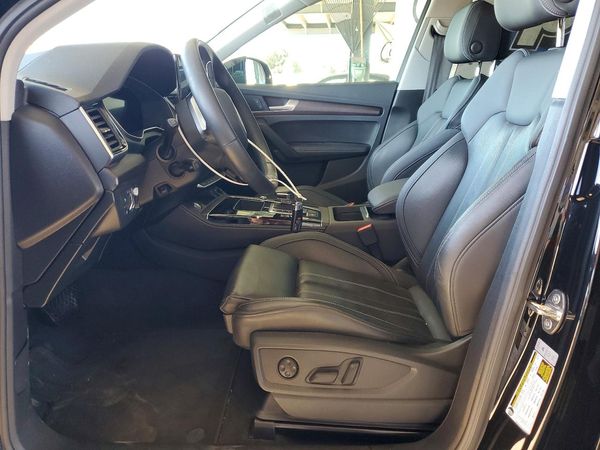 2022 AUDI Q5 S Line quattro Prestige — DENT