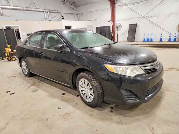 2012 TOYOTA CAMRY — Passenger 3/4