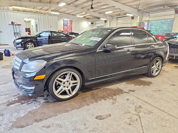 2013 MERCEDES-BENZ C — Front 3/4