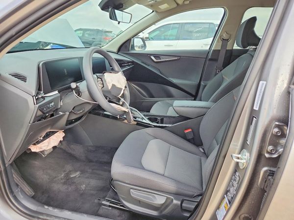 2026 KIA NIRO LX — DENT
