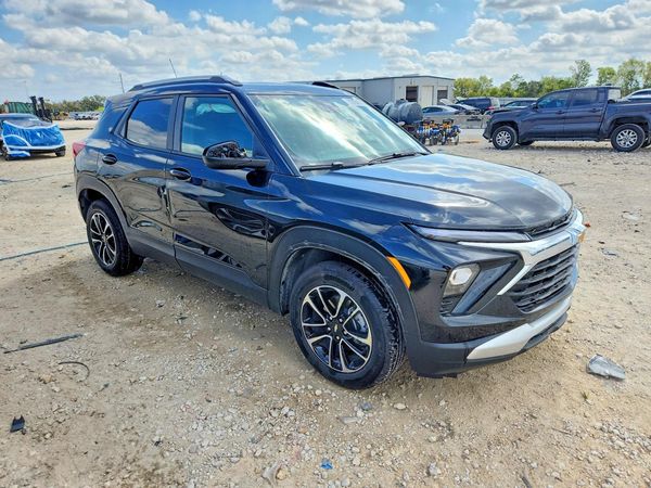 2026 CHEVROLET TRAILBLAZER LT — Passenger 3/4
