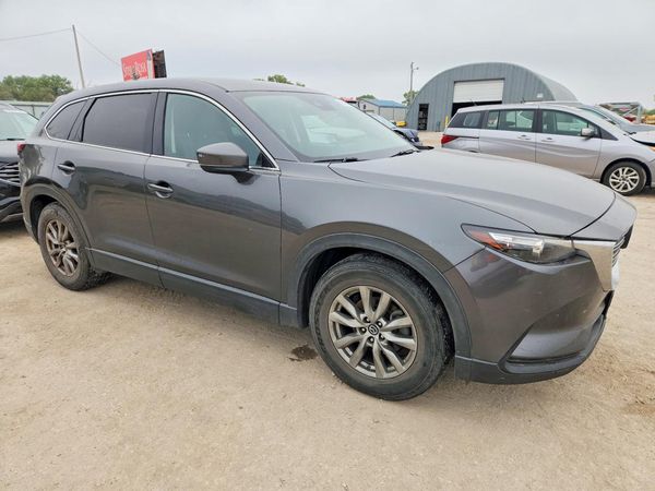 2019 MAZDA CX-9 Touring — Passenger 3/4