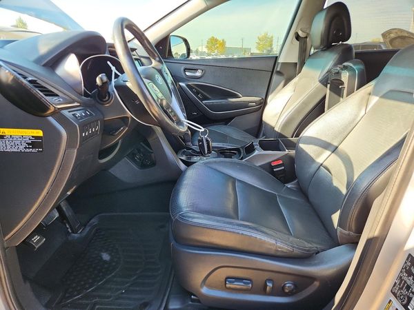 2014 HYUNDAI SANTA FE GLS — DENT