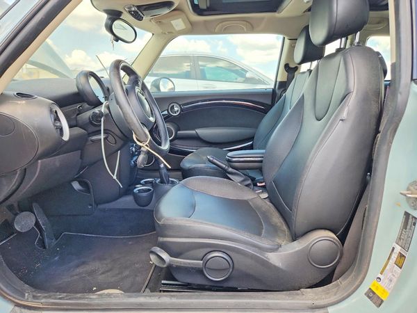 2012 MINI COOPER — DENT