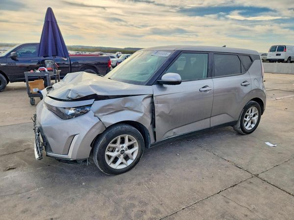 2023 KIA SOUL LX, S — Front 3/4