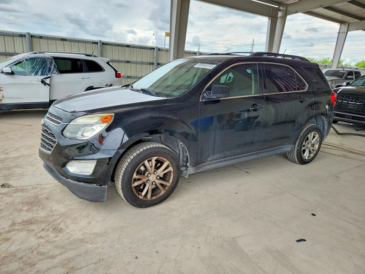 2017 CHEVROLET EQUINOX LT / FL — Front 3/4
