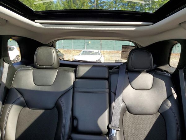 2019 JEEP CHEROKEE Latitude Plus — SUVN