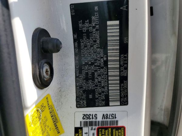 2012 TOYOTA SIENNA — VINS