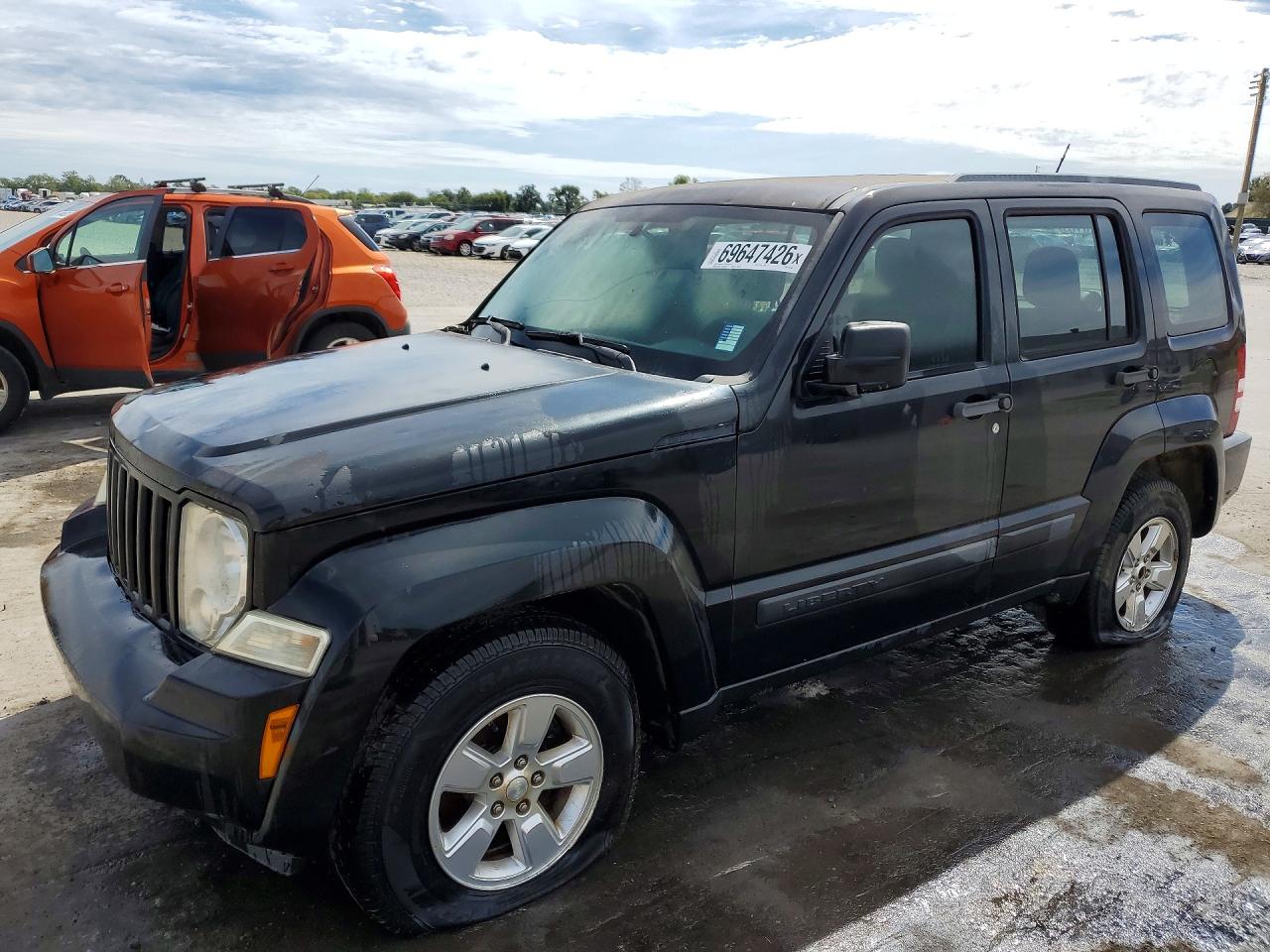 2012 JEEP LIBERTY Sport — Front 3/4