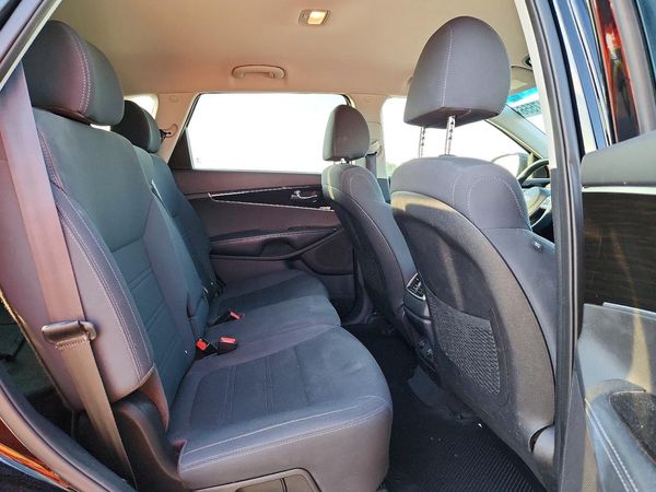 2019 KIA SORENTO L, LX, S — PSRS