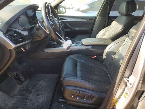 2015 BMW X5 xDrive50i — DENT