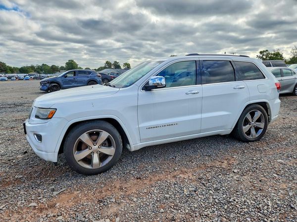 2014 JEEP CHEROKEE Overland — Front 3/4