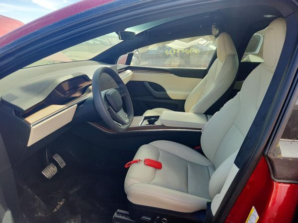 2024 TESLA MODEL X — DENT
