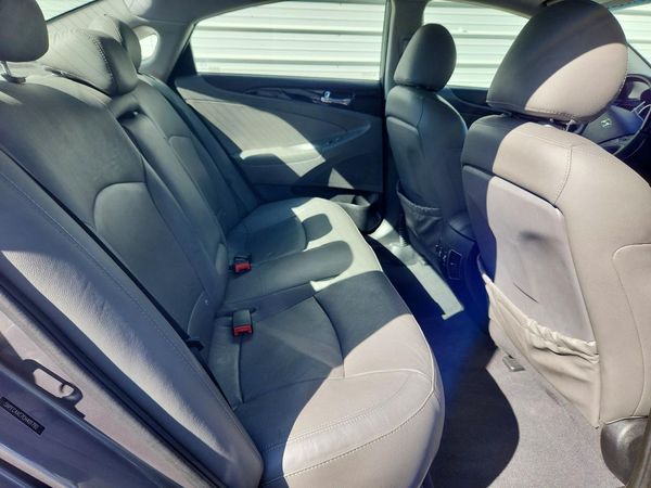 2012 HYUNDAI SONATA Middle level — PSRS