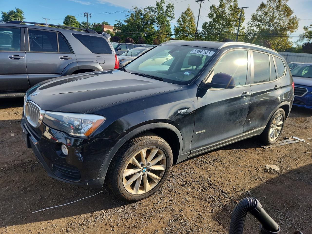 2016 BMW X3 xDrive28i — Front 3/4