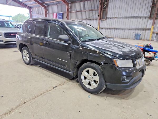 2014 JEEP COMPASS Sport — Passenger 3/4