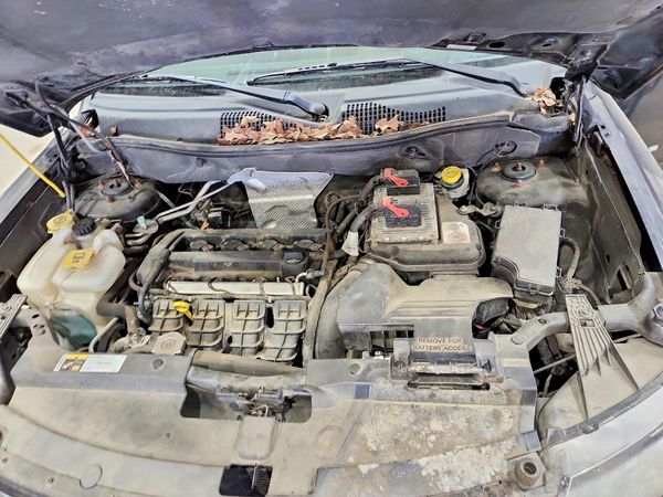 2014 JEEP COMPASS Sport — Engine bay