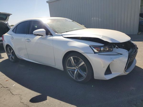 2017 LEXUS IS — Passenger 3/4