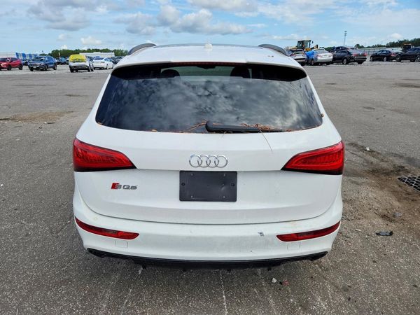 2016 AUDI SQ5 quattro Premium Plus — DIRR