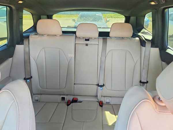2019 BMW X3 — SUVN
