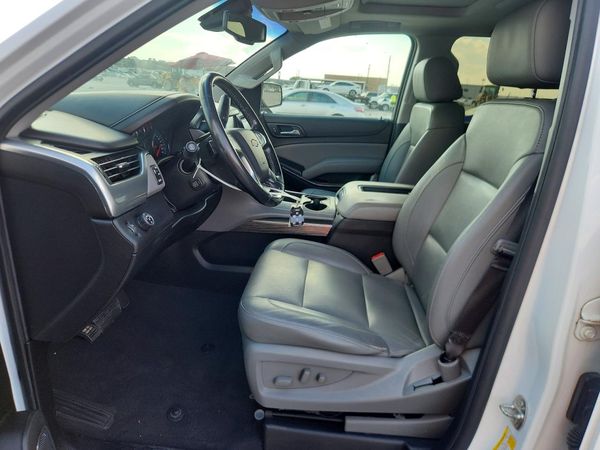 2019 CHEVROLET SUBURBAN LT — DENT