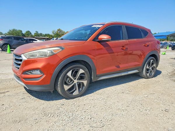 2017 HYUNDAI TUCSON — Front 3/4
