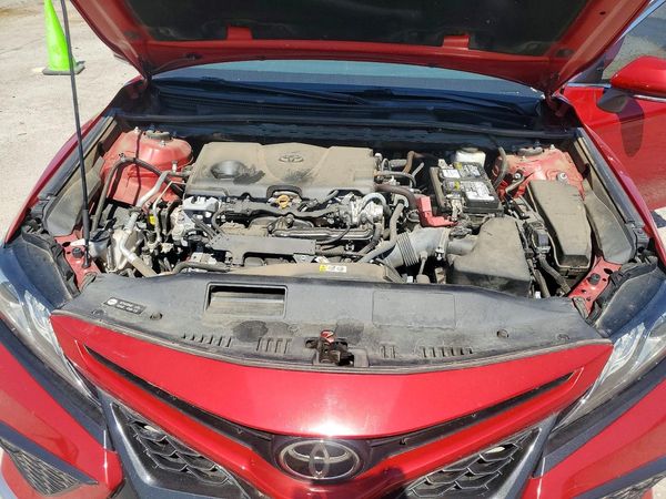 2021 TOYOTA CAMRY XSE — Engine bay