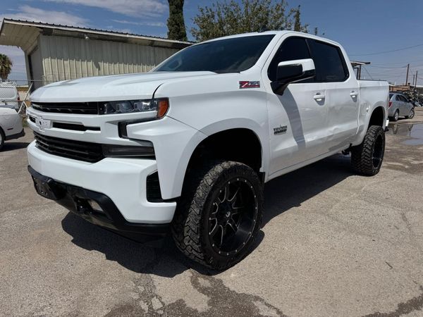 2021 CHEVROLET SILVERADO RST