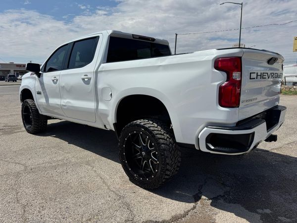 2021 CHEVROLET SILVERADO RST