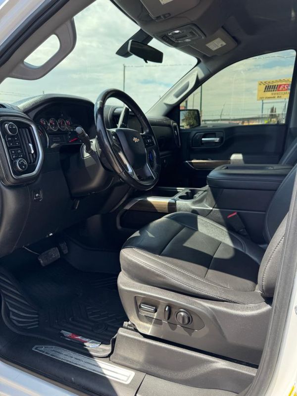 2021 CHEVROLET SILVERADO RST