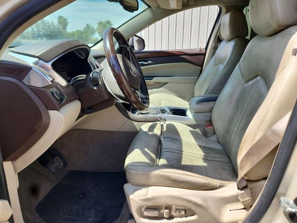 2015 CADILLAC SRX — DENT