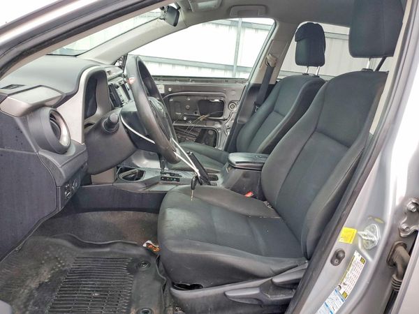 2017 TOYOTA RAV4 LE — DENT
