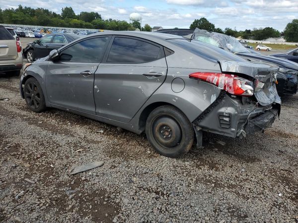 2013 HYUNDAI ELANTRA