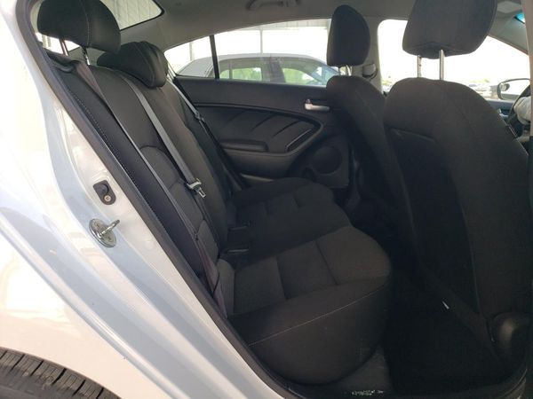 2017 KIA FORTE LX Base