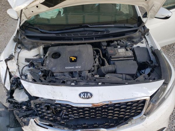 2017 KIA FORTE LX Base