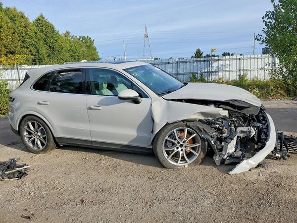 2026 PORSCHE CAYENNE — Passenger 3/4