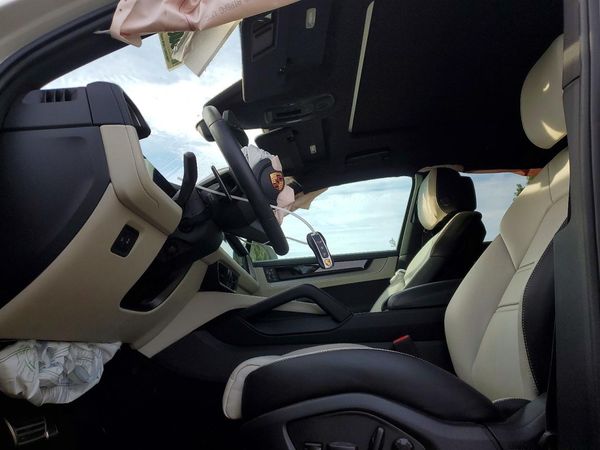 2026 PORSCHE CAYENNE — DENT