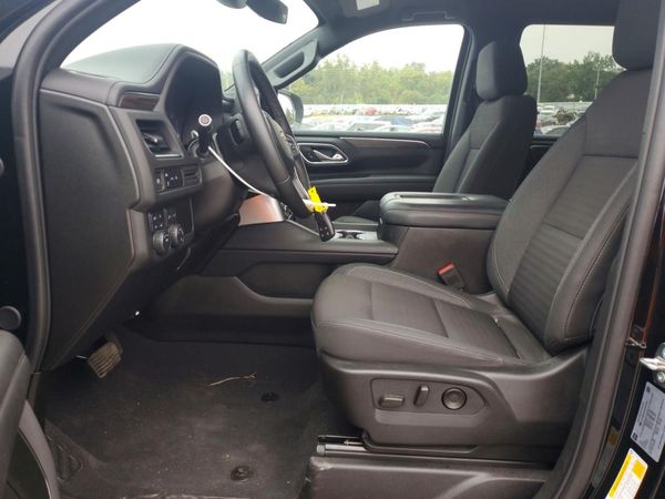 2023 CHEVROLET TAHOE LS — DENT