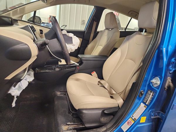 2022 TOYOTA PRIUS — DENT