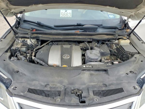 2017 LEXUS RX 350 — Engine bay