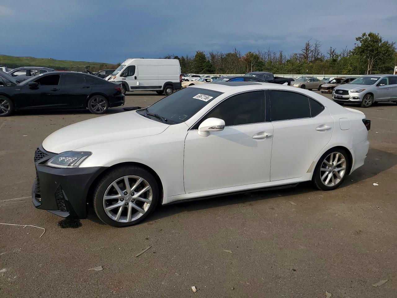 2013 LEXUS IS 250 — Front 3/4