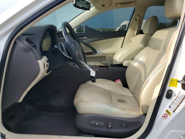 2013 LEXUS IS 250 — DENT