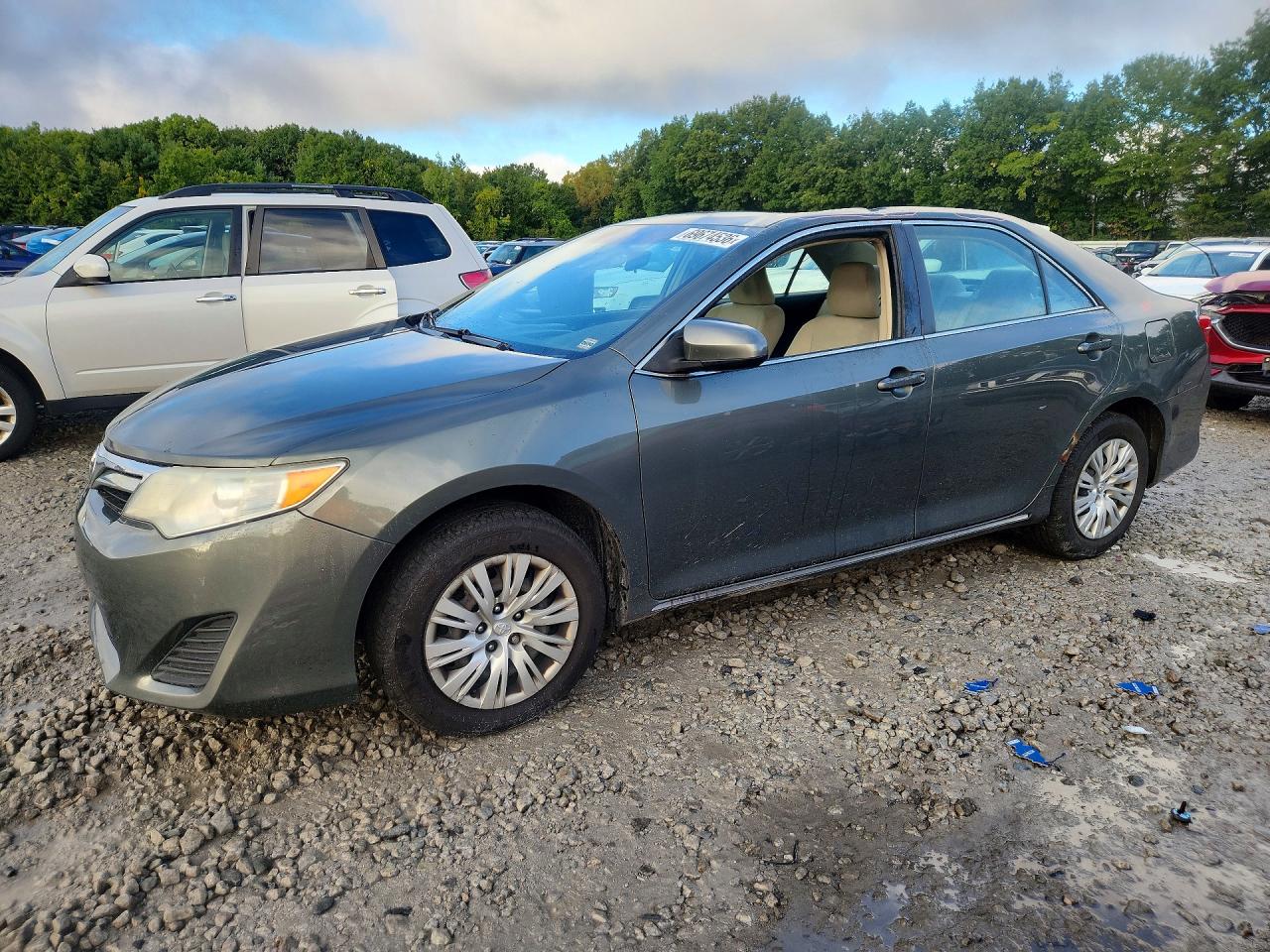 2012 TOYOTA CAMRY — Front 3/4