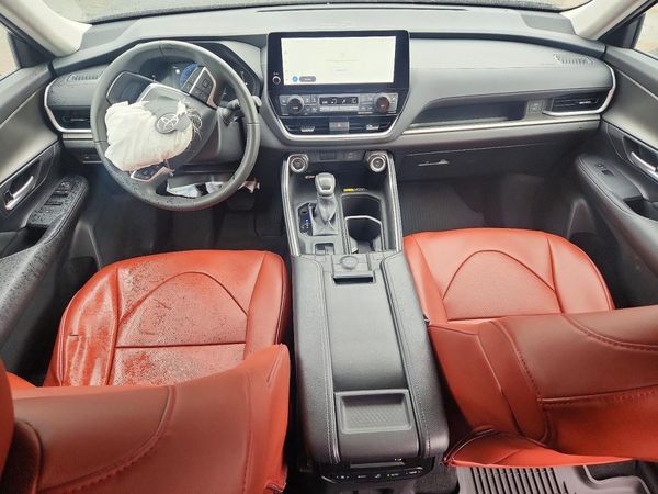 2025 TOYOTA GRAND HIGHLANDER — CKPT