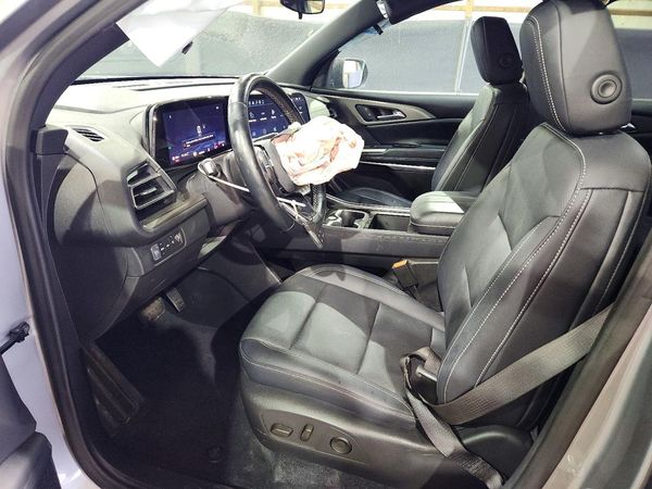 2026 CHEVROLET TRAVERSE LT — DENT